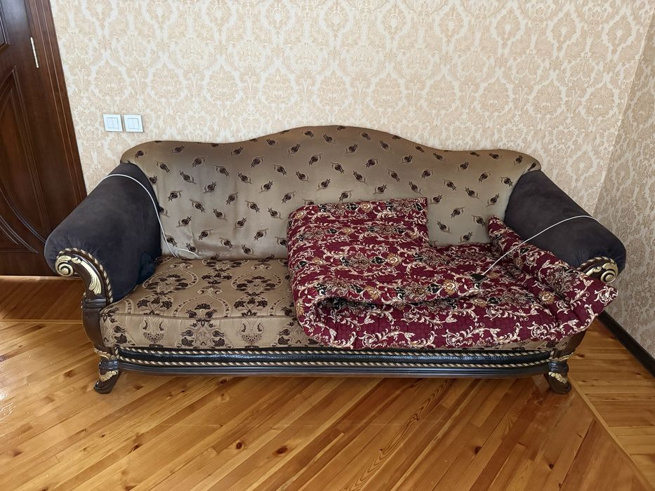 Продается диван турецкого производства б/у.