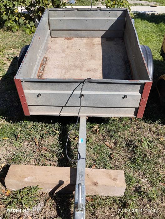 Utilaje pentru arat și remorci