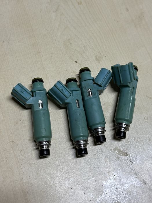 Форсунок для Toyota