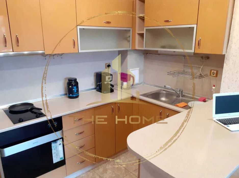 Дава се под наем Двустаен апартамент в Варна, Център - 70 кв.м за 500 € - Снимка #2