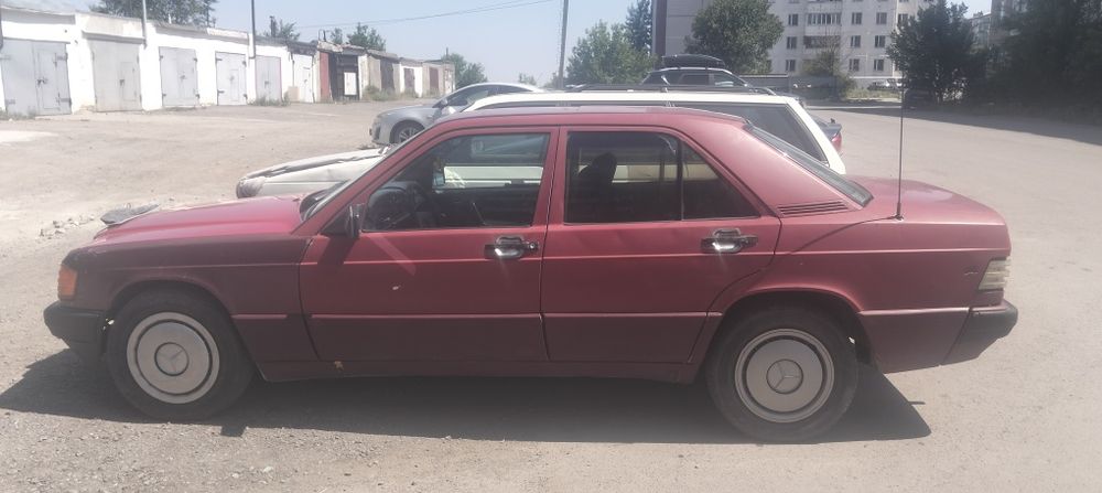 Мерседес  Banz 190