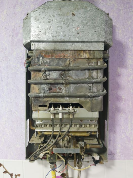 Газовая колонка SF