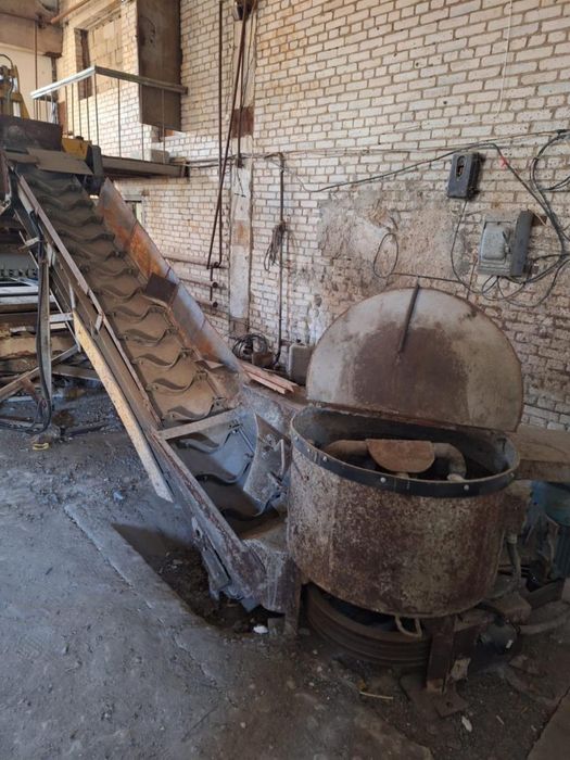 Производственный цех с территорией