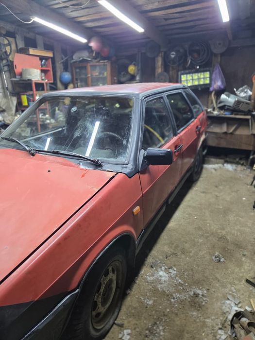 Продам ваз 2109.