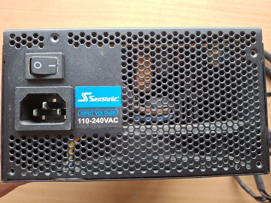 Sursa seasonic 500 w