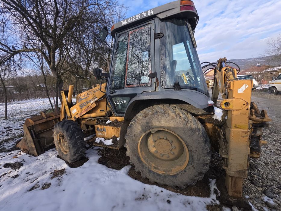 Buldoexcavator Case 580