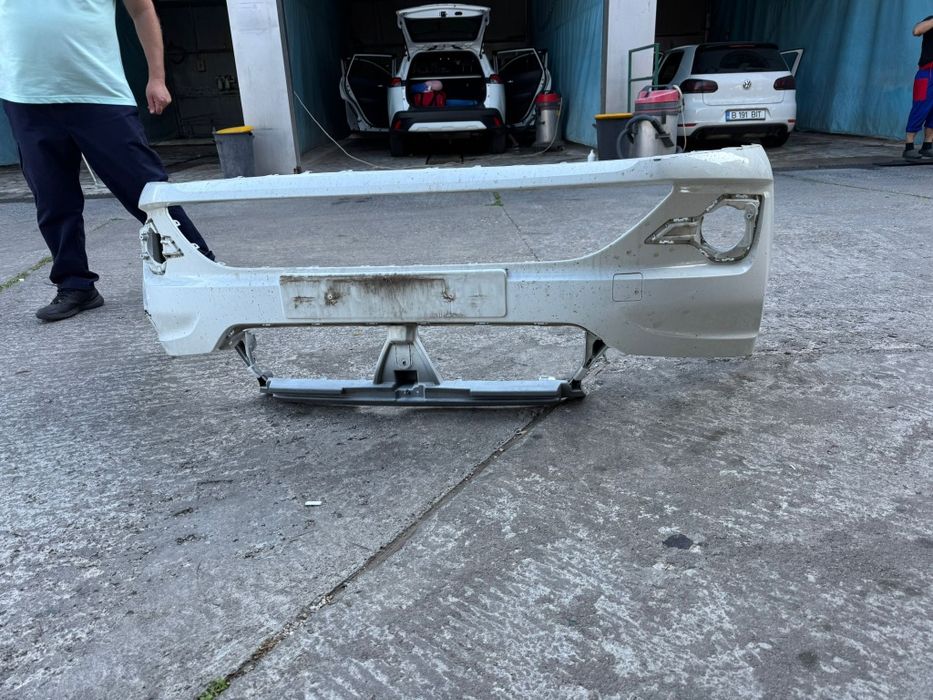 Bara Fata Dacia Logan 2021