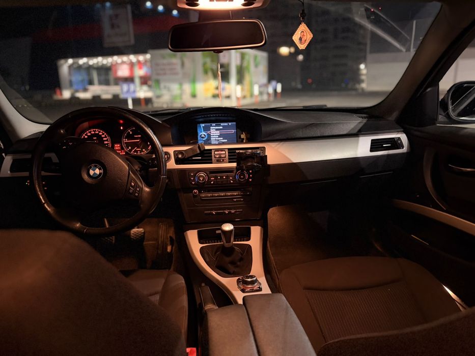 BMW 3 Series 2009 — imagine 4
