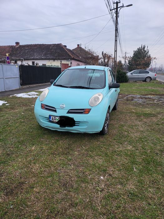 Vând Nissan Micra