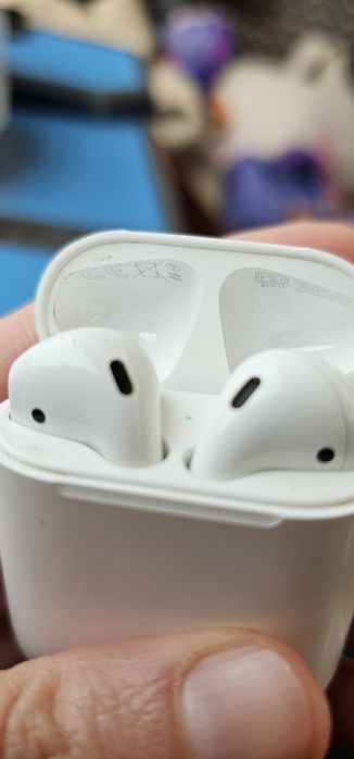 Продавам ipod слушалки