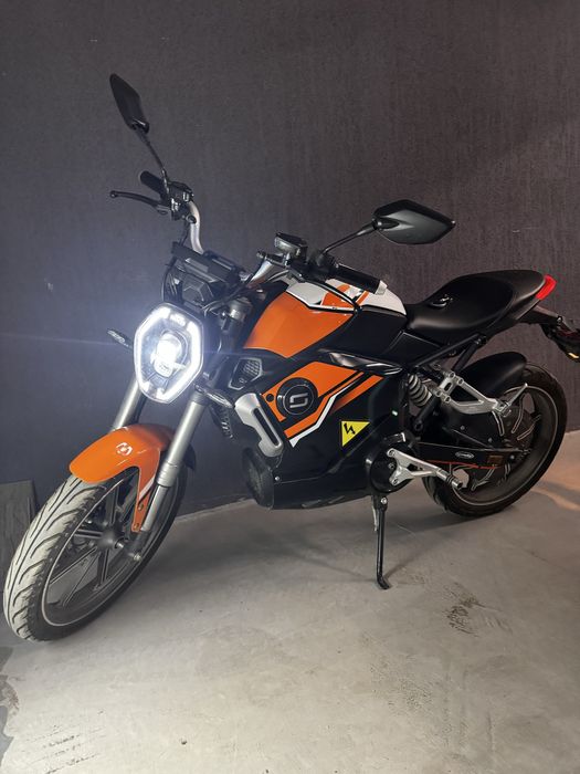 Super Soco TSX 2022 – Doar 2500 km, ca nou!