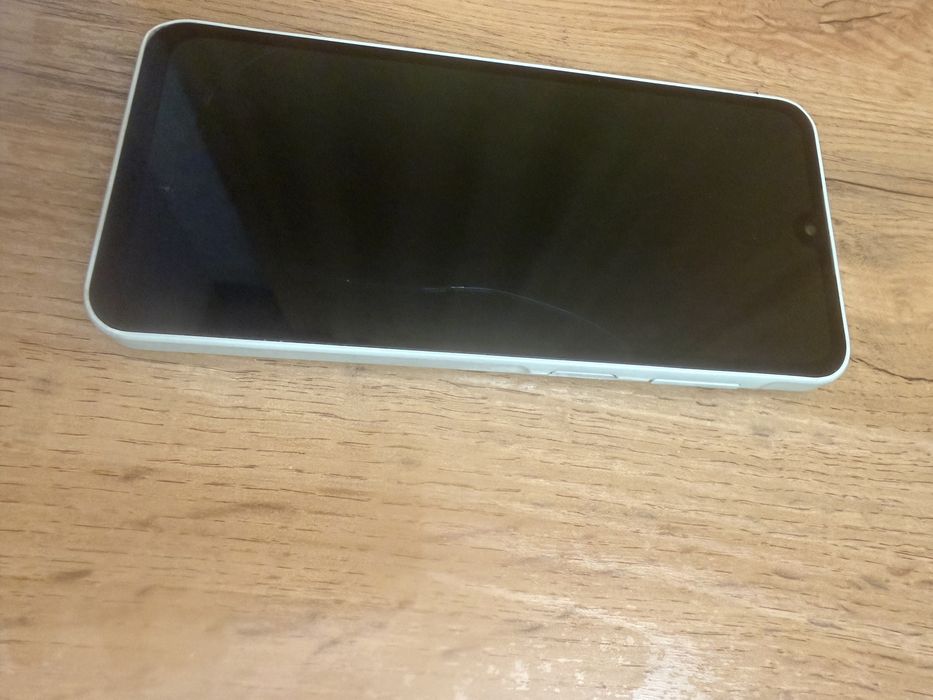 Продам срочно Samsung A16