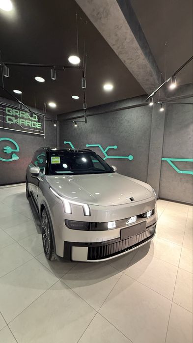 Lynk & co 900 2 turbo 2025 yil