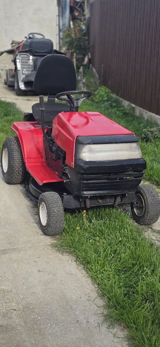 Tractoras gazon MTD 24 cai