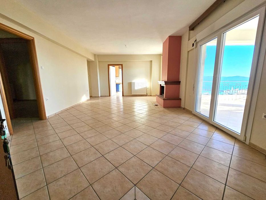 Продава се  апартамент 124 кв.м в Агиос Анаргирос на Кавала (код 4388)