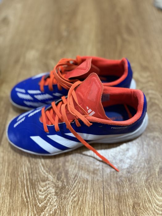 Футбольные бутсы