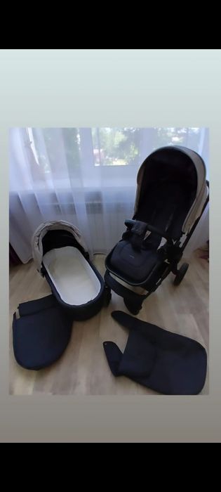 Продам коляску 2 в 1