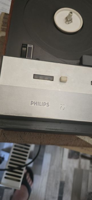 Магнетофон Philips N4308