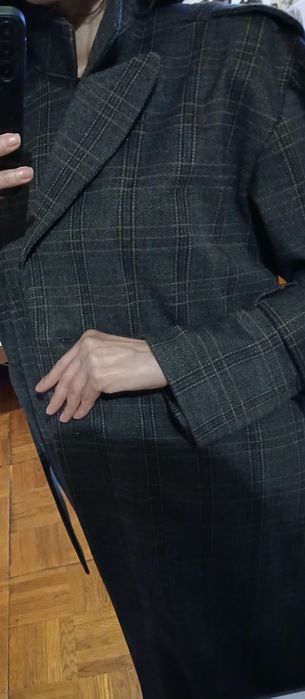 Пальто из ткани в клетку.размер 40-42.рост 165-168 см.