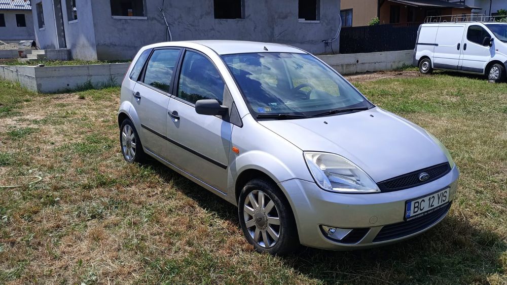 FORD Fiesta 2005 — imagine 2