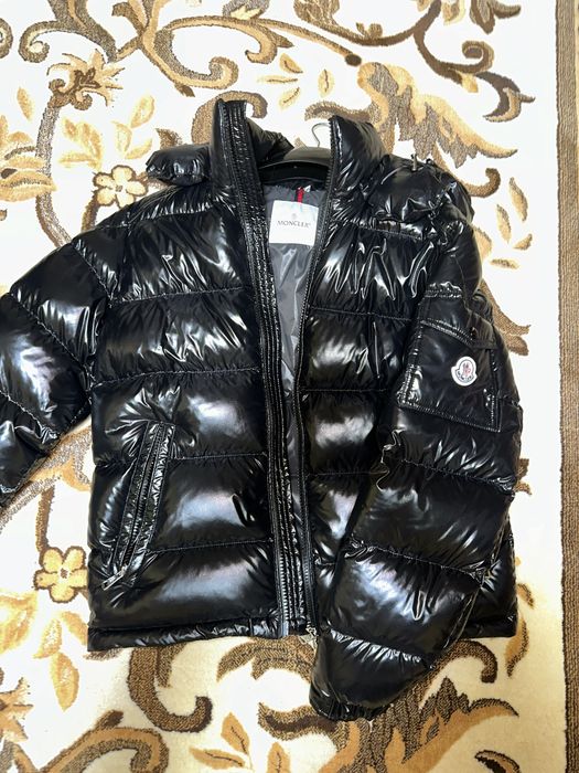 Geaca moncler noua