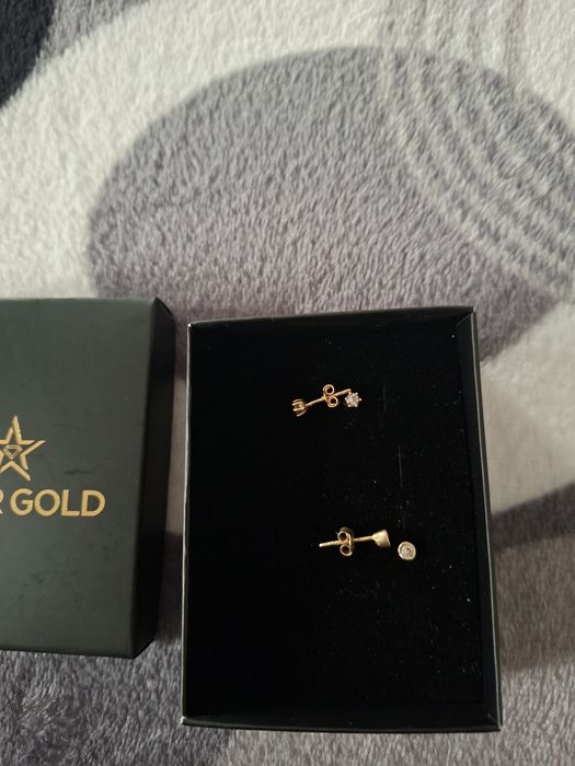 Cercei aur cu șurub