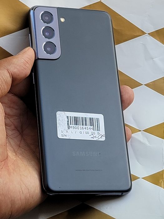 Samsung galaxy S21 5G  8ga 256gb