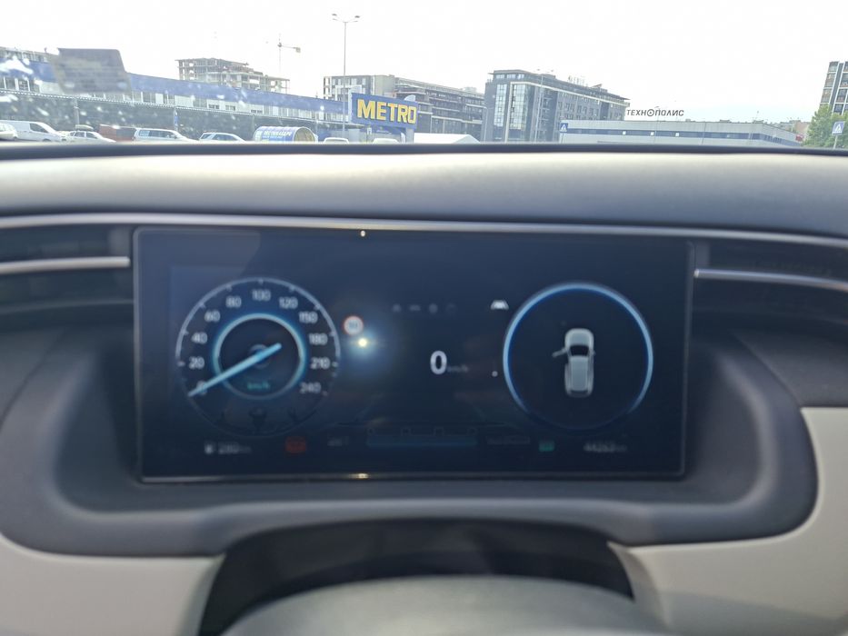 Hyndai tucson 1.6 bemzin