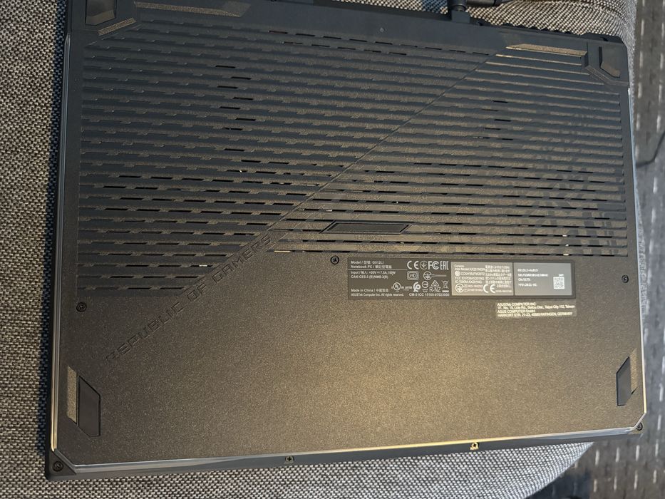 Asus Rog Strix 15, Intel i5 Nvidia GeForce Gtx 1650 Ti