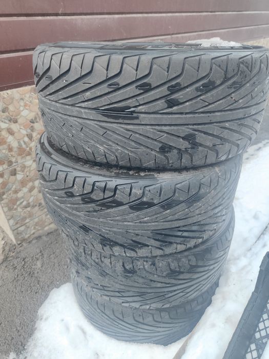 Продам шины срочно