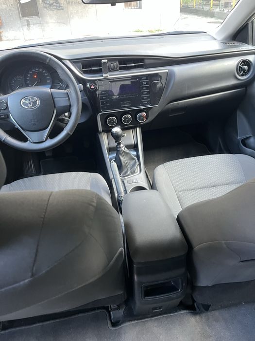 Тойота корола