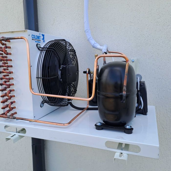 Camera frigorifica cu instalare