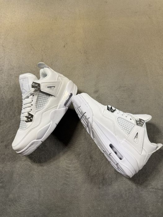 Nike Air Jordan 4 37,5 noi new