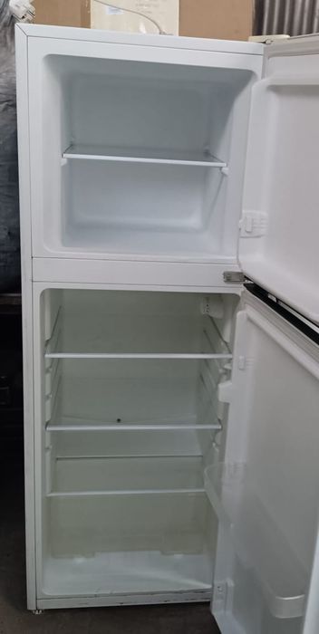 Холодильник продам