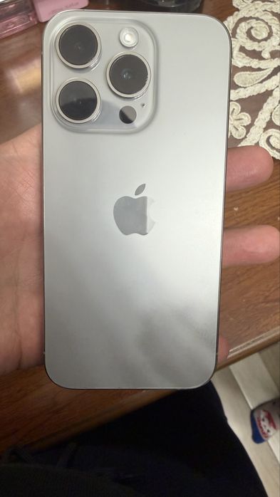 Iphone 15 pro titanium