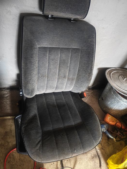 Сиденье передние на Фольксваген Пассат б3
