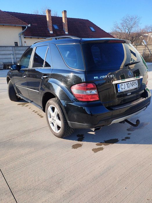 Vând Mercedes ML/W164