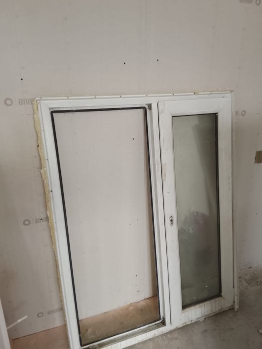 1,06× 1,36., одно окно, 1,28×1,36 второе окно