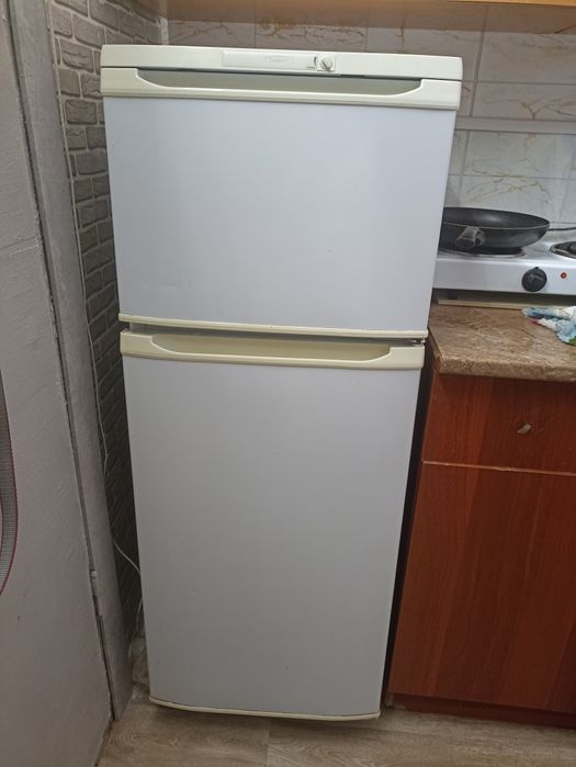 Продам бу холодильник