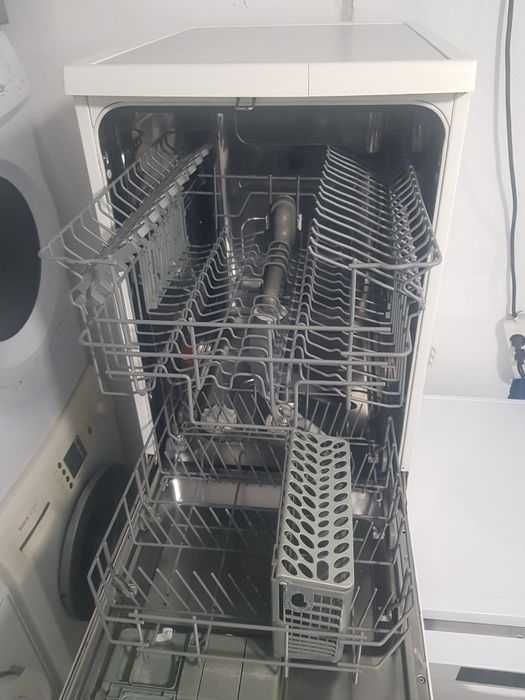 Малка съдомиялна Electrolux