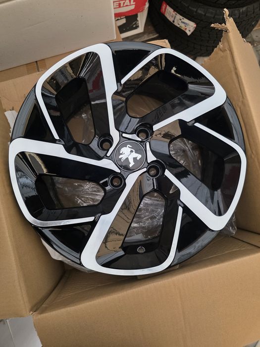 Jante de aliaj pentru Peugeot-citroen pe 15 marca silver line