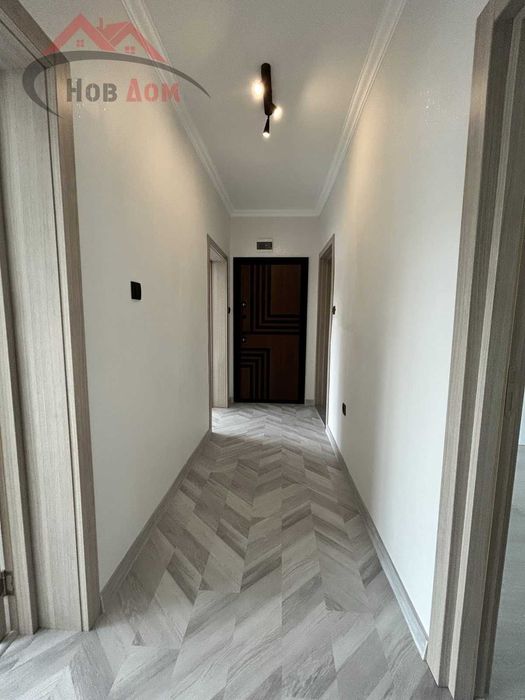 Продава се Тристаен апартамент в Велико Търново, Център - 118 кв.м за 1339 €/кв.м - Снимка #2