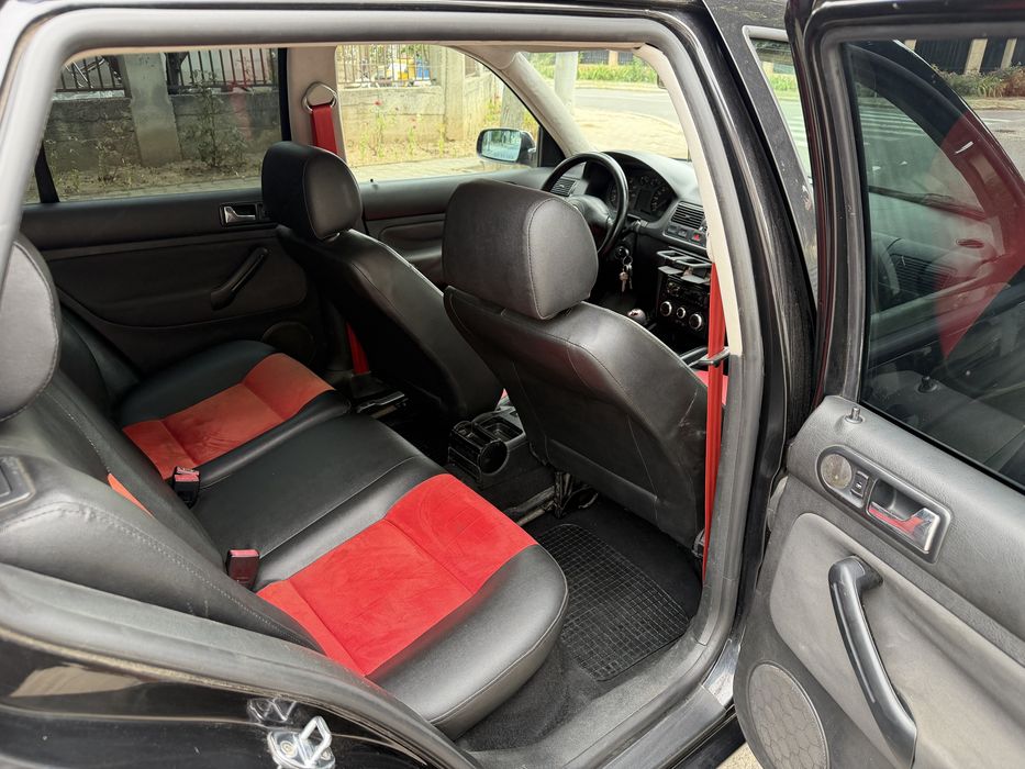 VW Golf 4 / 1.4 benzina 16v / Model Pacific / An 2004 Euro 4 !!