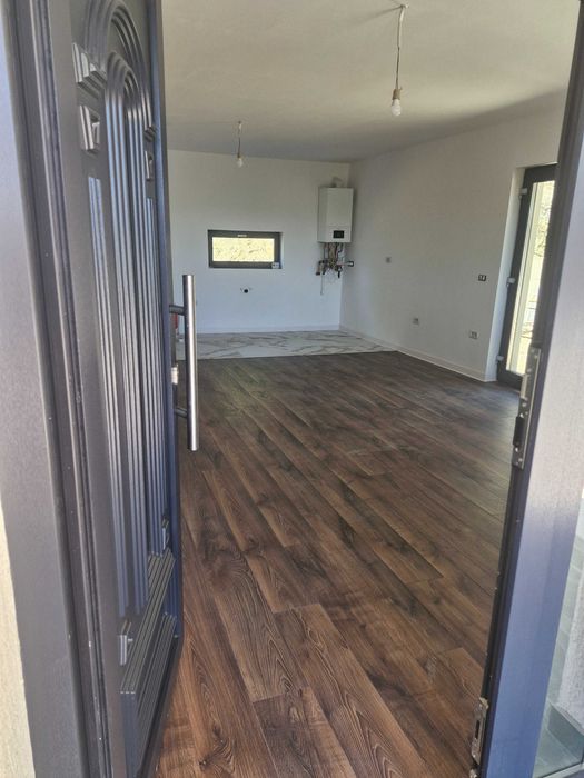 Casa parter Margineni