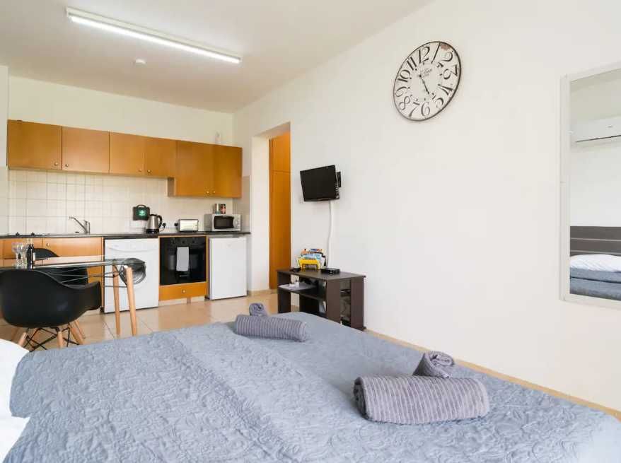 Дава се под наем Едностаен апартамент в Пловдив, Централна гара - 41 кв.м за 173.4 € - Снимка #1