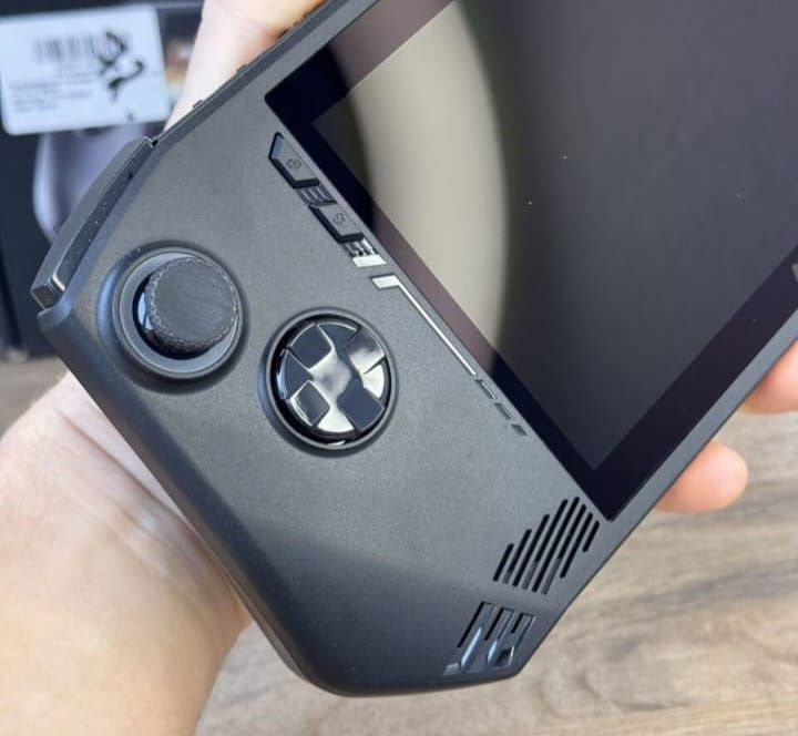 MSI CLAW ULTRA 5  kaspi 12/24/red