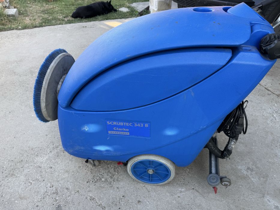 Машина за под Scrubtec 343 B