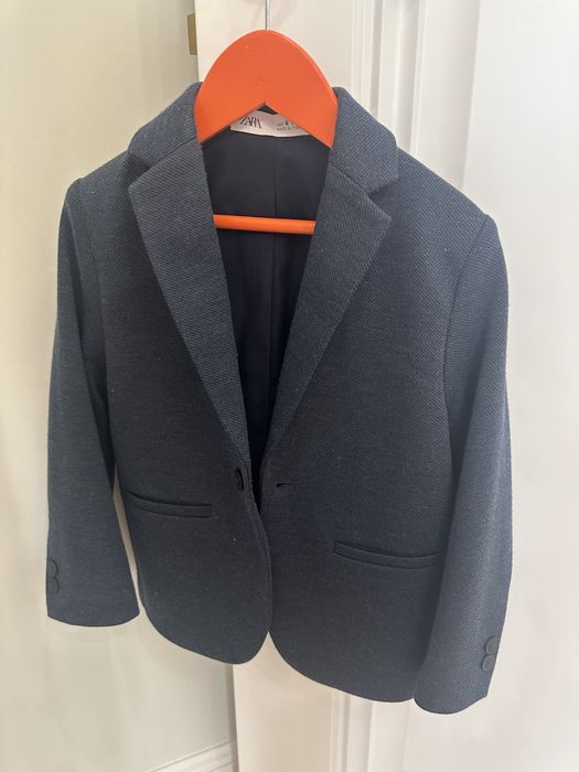 Продам детский пиджак