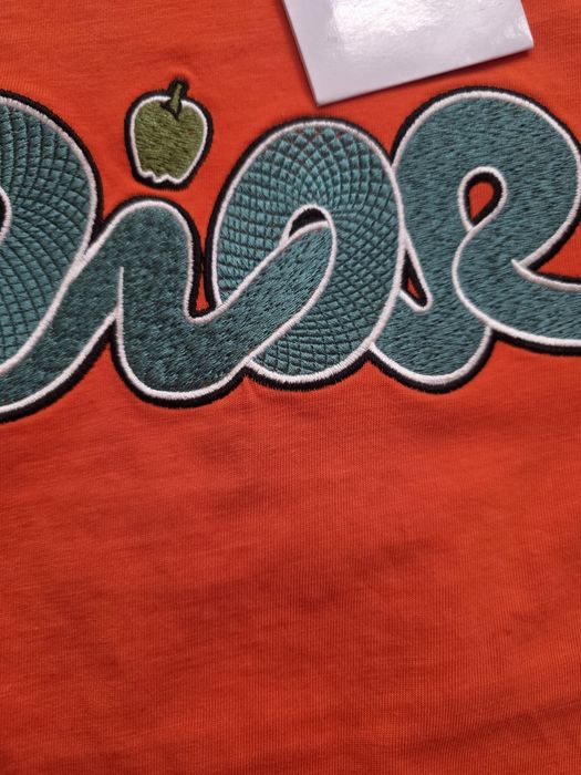 Чисто нова Маркова тениска С размер