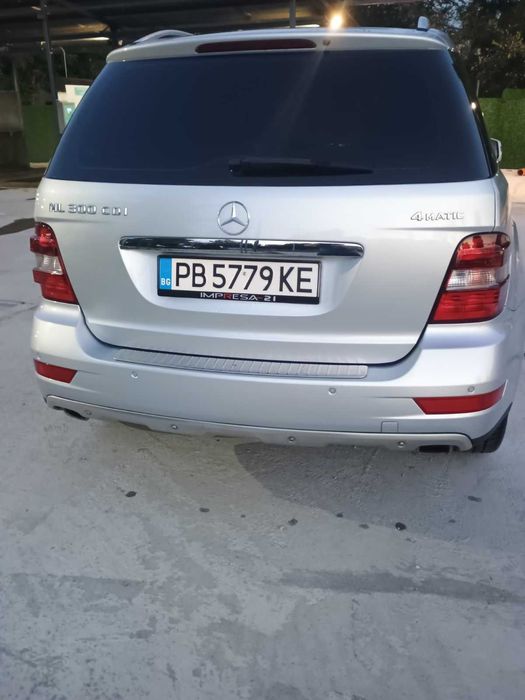 Мерцедес мл 3000